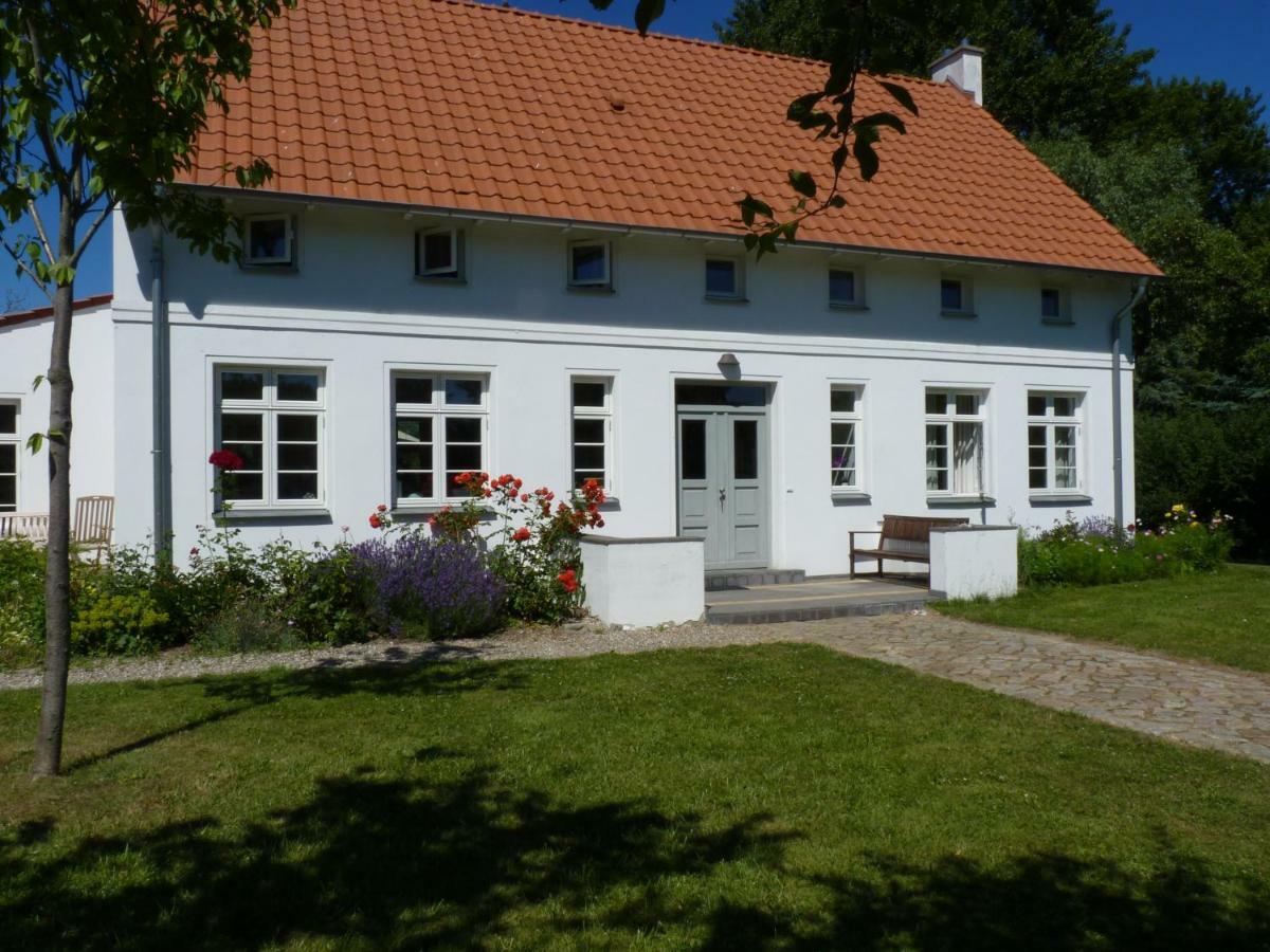 Traumhaftes Luxus-Ferienhaus Warnkenhagen  المظهر الخارجي الصورة